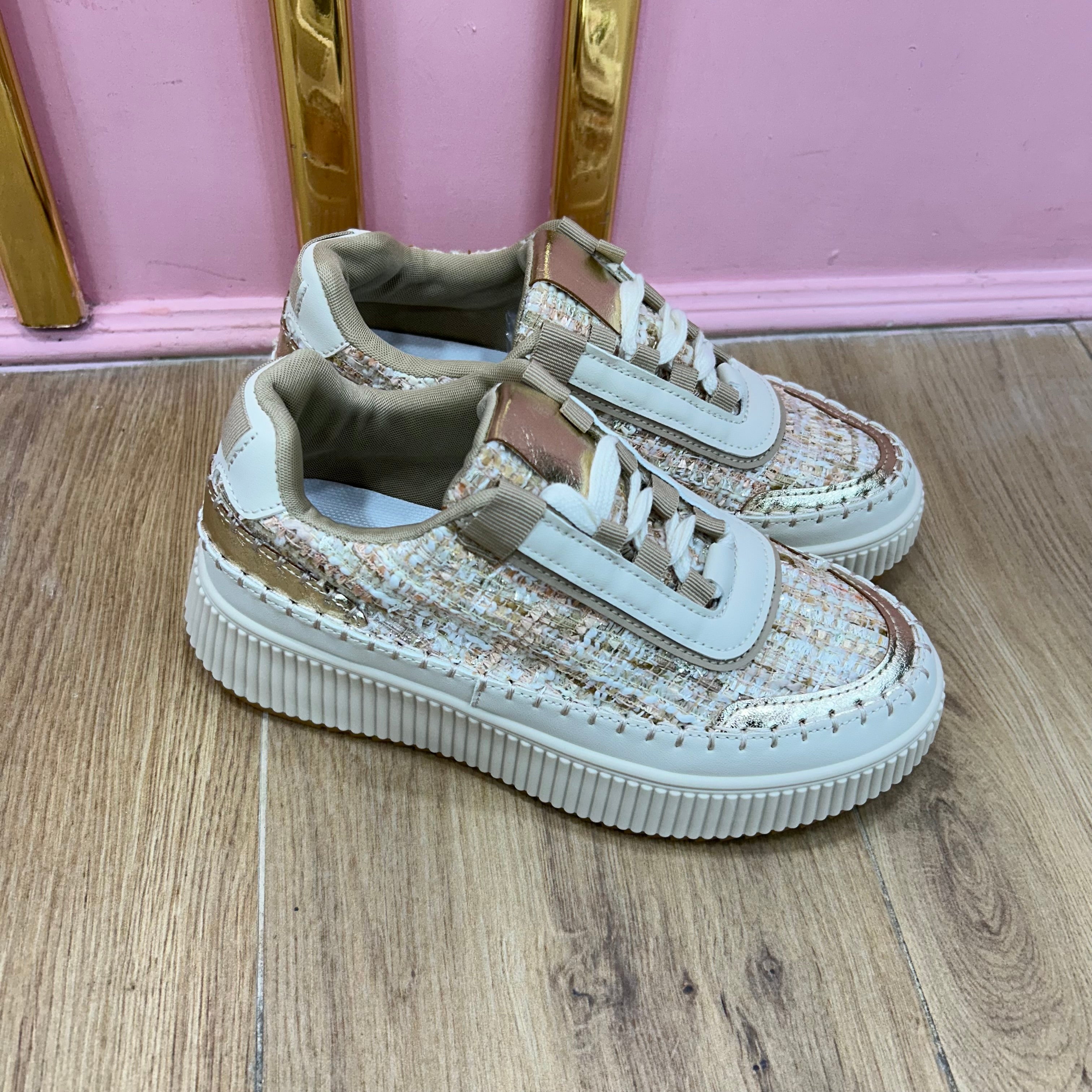 Sneakers Gold