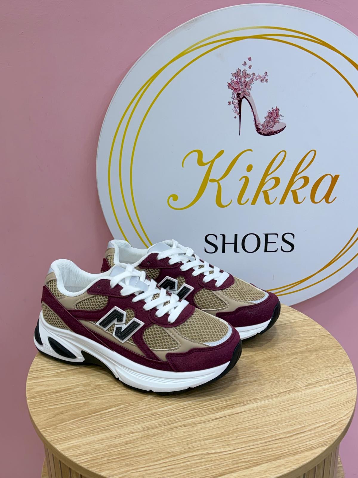 Sneakers New B