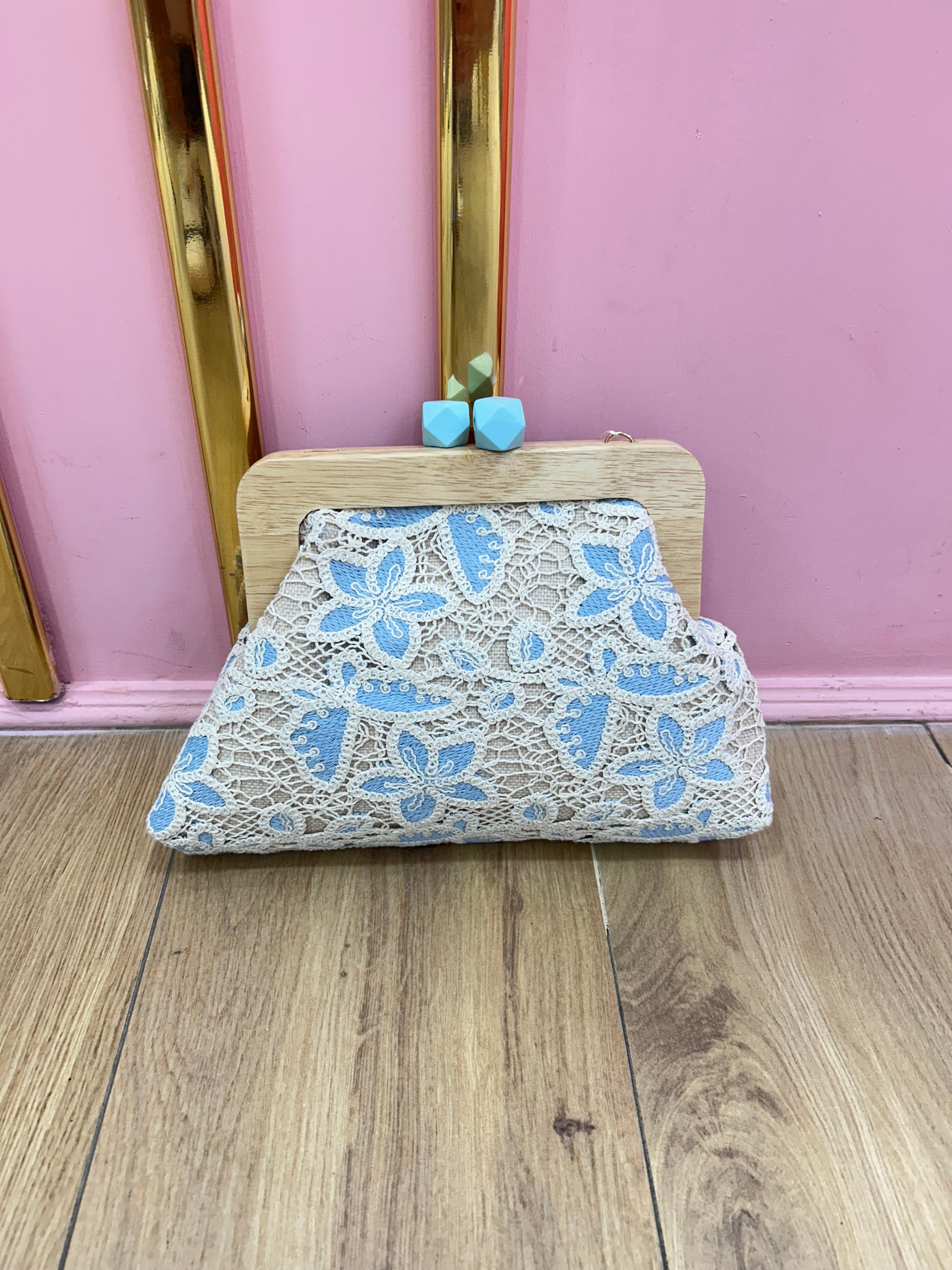 Pochette in Macramè
